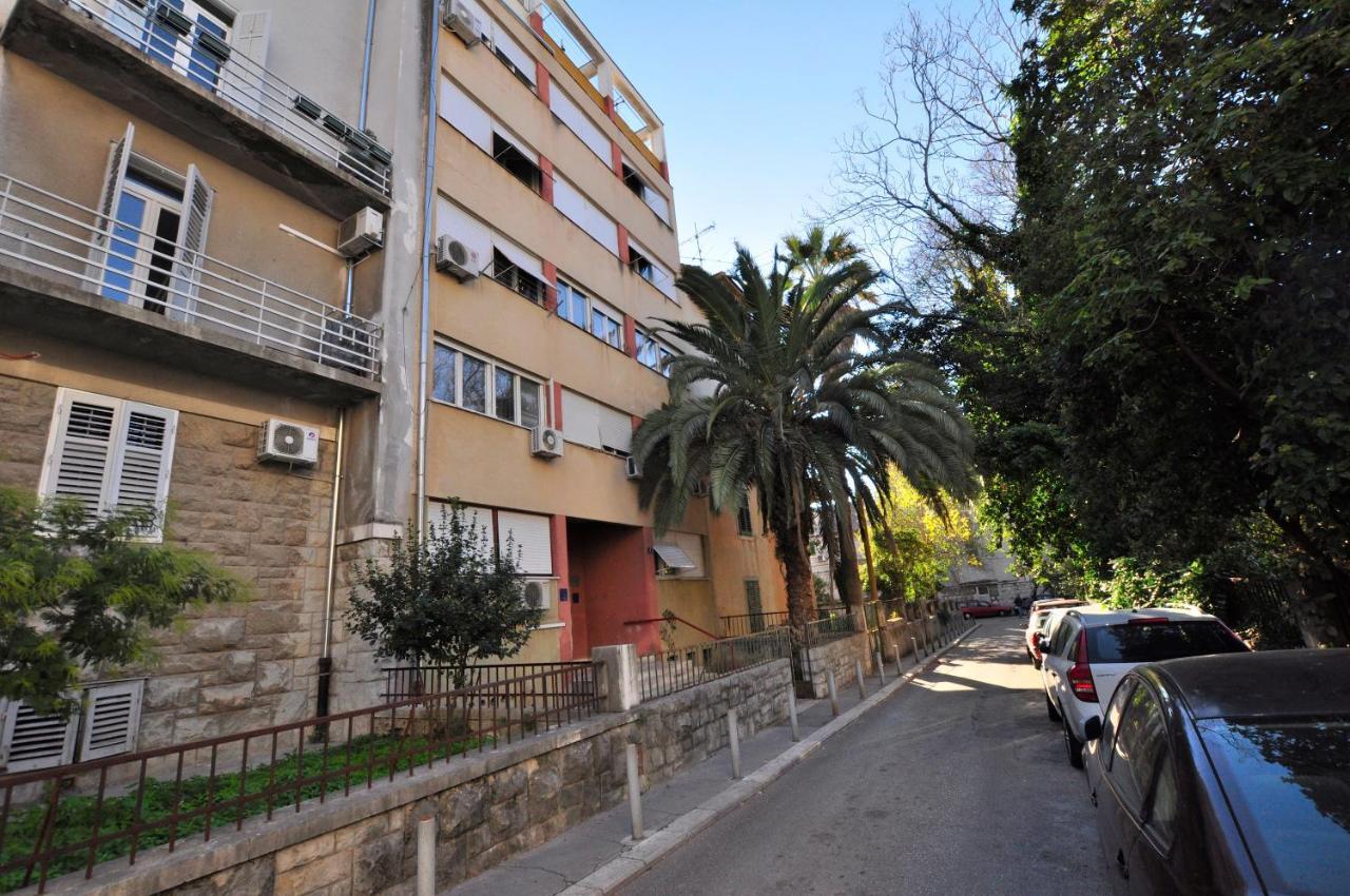Room & Studio In The Centre Split Exterior foto