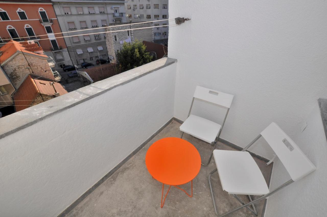 Room & Studio In The Centre Split Exterior foto